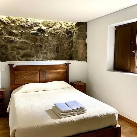 Casa Torre Do Sino Montalegre