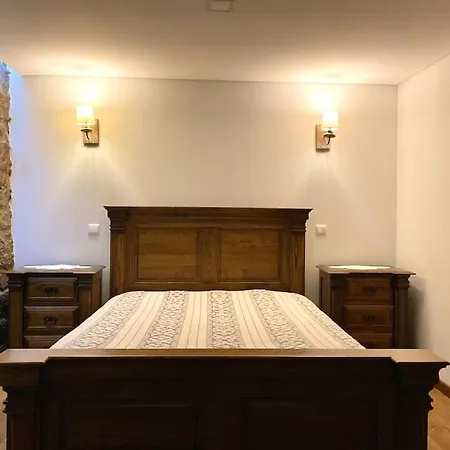 Casa Torre Do Sino * Montalegre