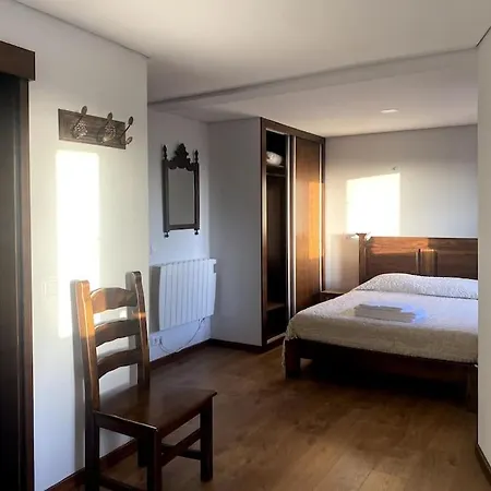 Casa Torre Do Sino Κατάλυμα σε φάρμα Montalegre