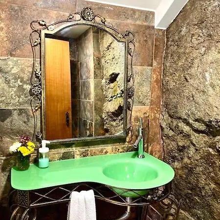 Casa Torre Do Sino Çiftlik konaklama Montalegre